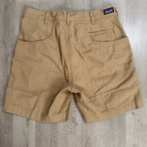 Patagonia Men's Tan Beige Organic Cotton Canvas Short Size 33